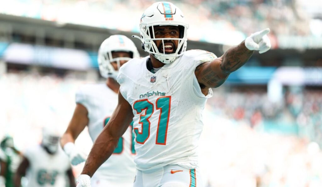 Dolphins' Backfield Takes Hit: Mostert Out, Achane Game-Time Decision vs. Bills