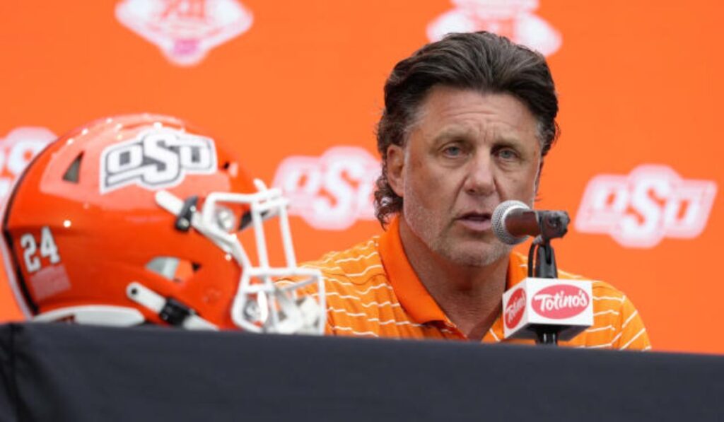 Oklahoma State football coach Mike Gundy issues an apology on social media after making controversial comments about critics during a media session.